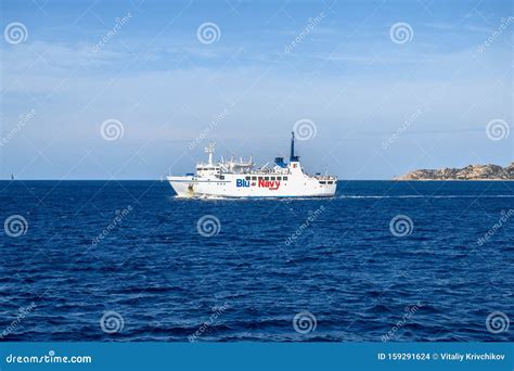 blu navy ferry bonifacio